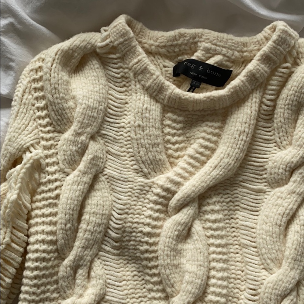 Like New rag & bone ivory cable knit sweater XS